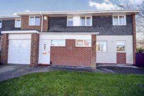 3 Bedroom End of Ter...